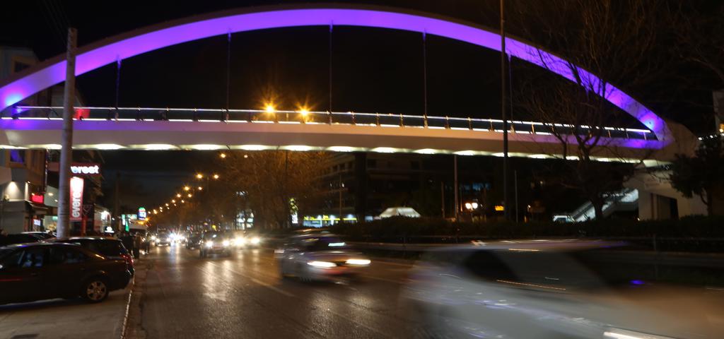 Παραδόθηκε η νέα σύγχρονη πεζογέφυρα επί της Λ. Μεσογείων στην Αγ. Παρασκευή 